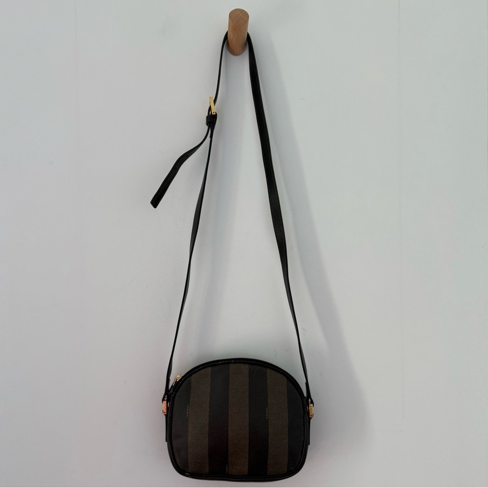 Vintage Fendi tobacco brown Pequin stripe crossbody camera bag - Picture 7 of 15